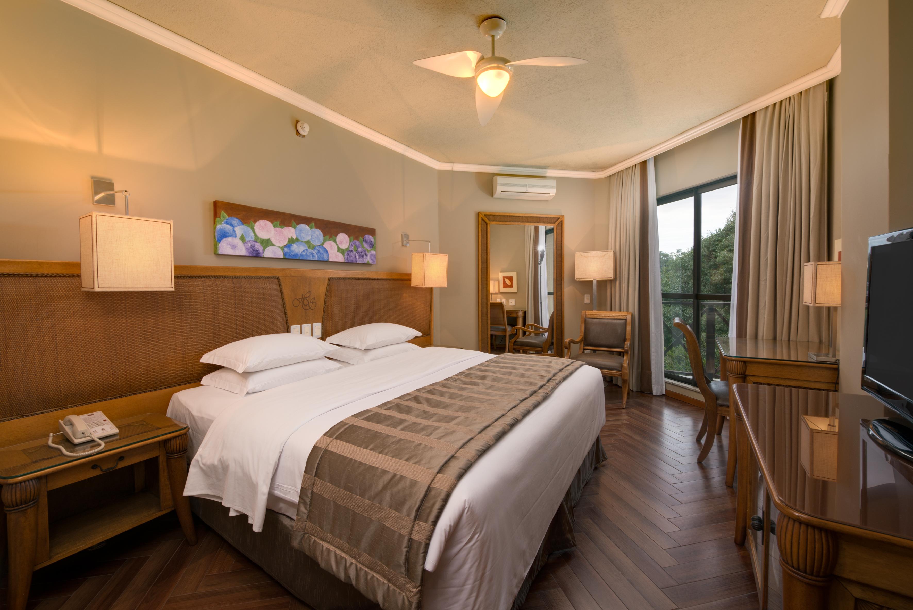 Wish Serrano Resort Gramado Bagian luar foto A room at the hotel