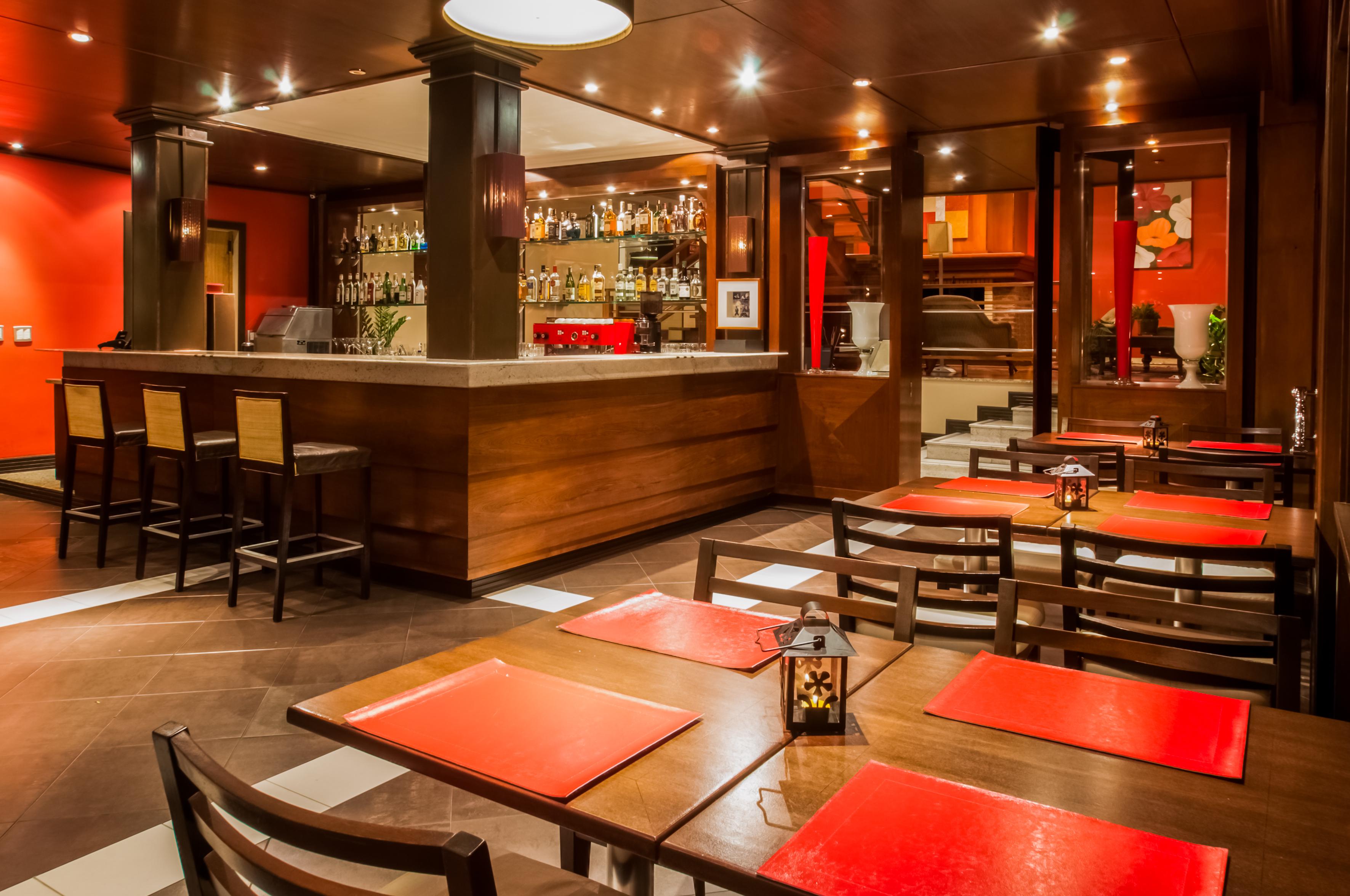 Wish Serrano Resort Gramado Bagian luar foto The interior of a typical restaurant