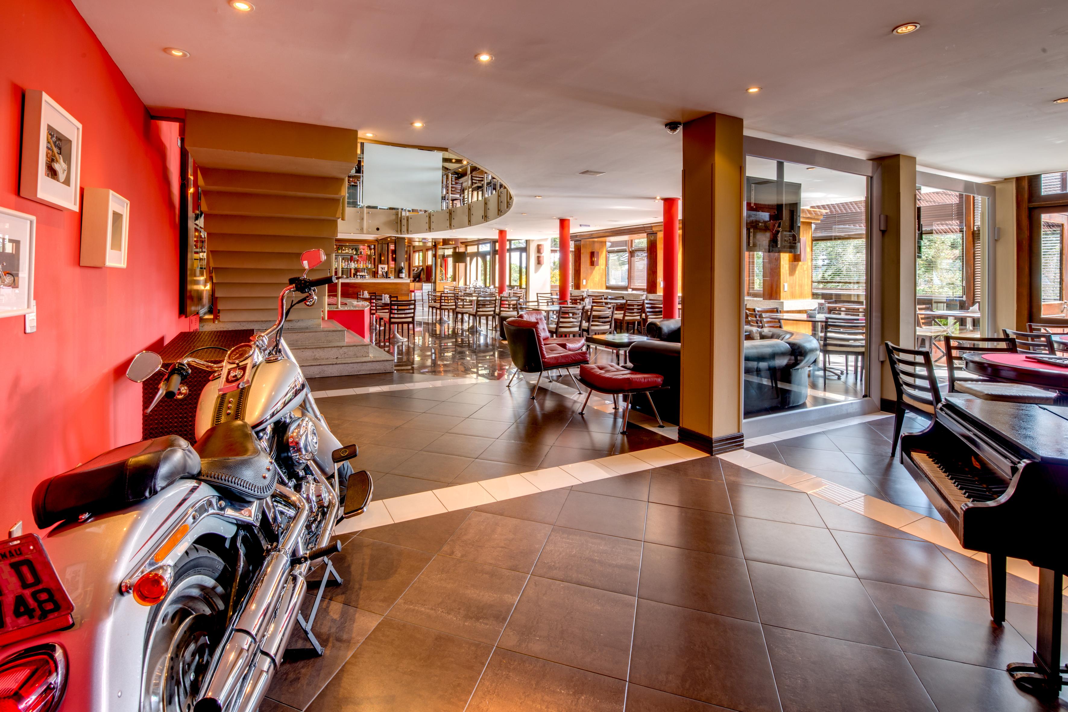 Wish Serrano Resort Gramado Bagian luar foto The interior of the hotel